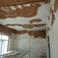 گچکاری و لکه گیری انجام داده میشد در اسرع وقت|خدمات پیشه و مهارت|زاهدان, |دیوار