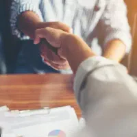 دستیار سئو دورکار باانگیزه، متعهد و مشتاق یادگیری
