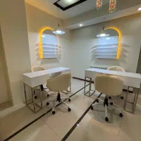 اجاره لاین های زیبایی|خدمات آرایشگری و زیبایی|اصفهان, گلزار|دیوار