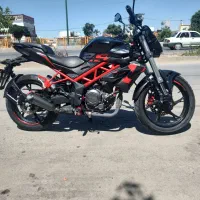 بنلی ۲۵۰ تک ۴۰۲