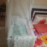 تخت و گهواره کنار مادر سه کاره،توری پشه‌بند + تشک|تخت و سرویس خواب|بندرعباس, |دیوار