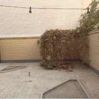 آپارتمان-دو-خوابه-با-حیاط-اختصاصی