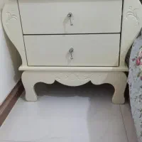 پاتختی دو کشو تمیز و سالم