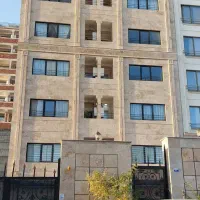 آپارتمان ۱۳۵ متری دوخوابه نوساز