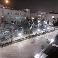 مراقب اقا سالمند در مرکز سالمندان