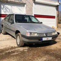 پژو ۴۰۵ نقره ای تو کرم