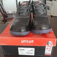 کفش ایمنی و کار