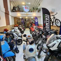 موتور۳چرخ واراداتی ۲نفره+کودک(نمایشگاه بهنام پیشرو