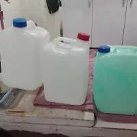 تعداد ۷ عدد گالن ۲۰ لیتری درحد..