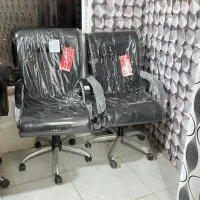 صندلی کارمندی چرم 1 زرین کالا