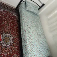 تخت خواب فلزی + تشک فنری (قیمت توافقی)