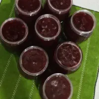 مربا توت فرنگی