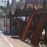 سازنده در و پنجره و تانکر