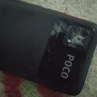 گوشی پوکوc40