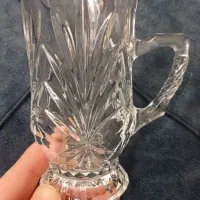 یک سرویس پزیرایی کریستال ۶ نفره کامل