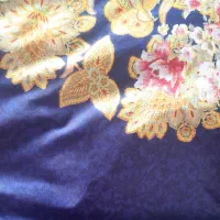 پارچه ملحفه ای  و بالش