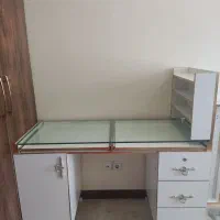 میز تحریر ،میز کامپیوتر