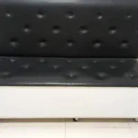 نیمکت انتظار MDF ، چرم سالم تمیز