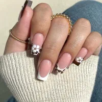 اموزش اصولی کاشت ناخن و مژه