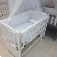 تخت گهواره نوزاد