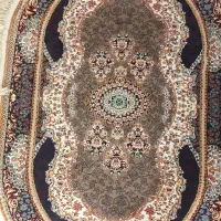 فرش بیضی یک در یک ونیم