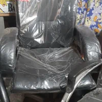 تعدادی صندلی مدیریت واداری فوری فروشی|مبلمان اداری|ری, اقدسیه|دیوار