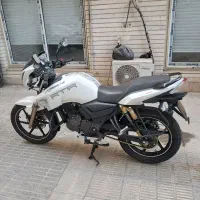 آپاچی 180