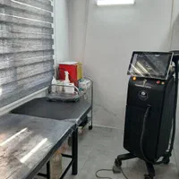 لیزر موهای زائد تحت نظر پزشک