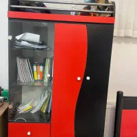 ۱عدد کمد ۱عدد میز کامپوتر و ۱عدد تخت بکنفره