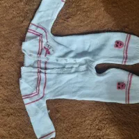 سرهم زمستانی و مقداری لباس نوزادی
