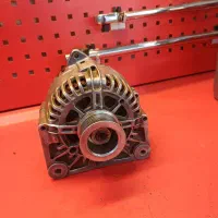 دینام مگان۲۰۰۰ استوک درحد