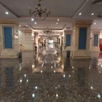 ۶۸ متر ، برج بسیار شیک ، متمایز از دیگران زندگی کن