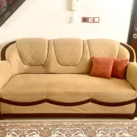 مبل راحتی سالم و تمیز|مبلمان خانگی و میز عسلی|قائن, |دیوار