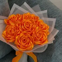 گل روبانی به تعداد دلخواه|گل مصنوعی|فولادشهر, مسکن مهر فولادشهر|دیوار