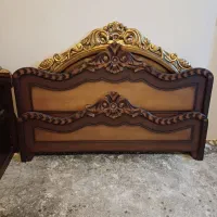 تخت دو نفره چوبی
