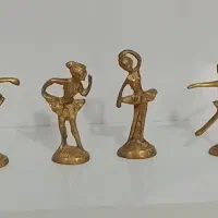 مجسمه برنزی