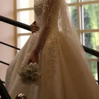 لباس عروس فروش و اجازه|لباس|کرج, حسین‌آباد|دیوار