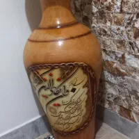 گلدان کنار سالنی سفالی