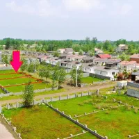 دوقطعه-زمین-مسکونی-باانشعابات-ارائه-سندتکبرگ-پرسود