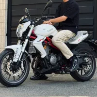 بنلی ۳۰۰ مدل ۹۷جفت سیلندر خشک خشک