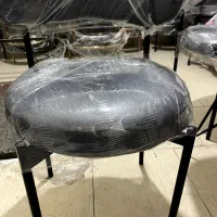 صندلی و میز رستوران و کافه یا فست فودی