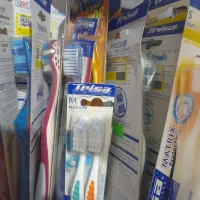 مسواک تریزا سوئیس ارزونتر از همه جا تعداد ۶۰ بسته