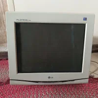 مانیتور ال جی سالم و تمیز