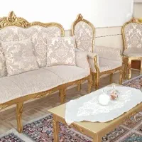 مبل سلطنتی 9 نفره در حد نو به همراه 3 عسلی|مبلمان خانگی و میز عسلی|کاشان, کارگر|دیوار