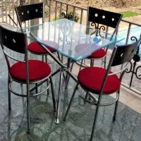 میز و صندلی