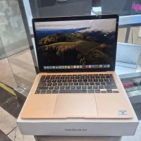 لپ تاپ MacBook Air M1 رم 8 SSD 256 مشابه نو