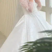 لباس عروس در حد نو یکبار پوشیده شده