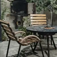 میز و صندلی آتشدان