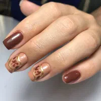 جشنواره تخفیف خدمات ناخن(فقط هزینه مواد)