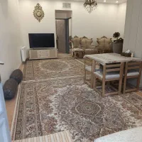 خانه دوطبقه نوساز نزدیک به خیابان اصلی